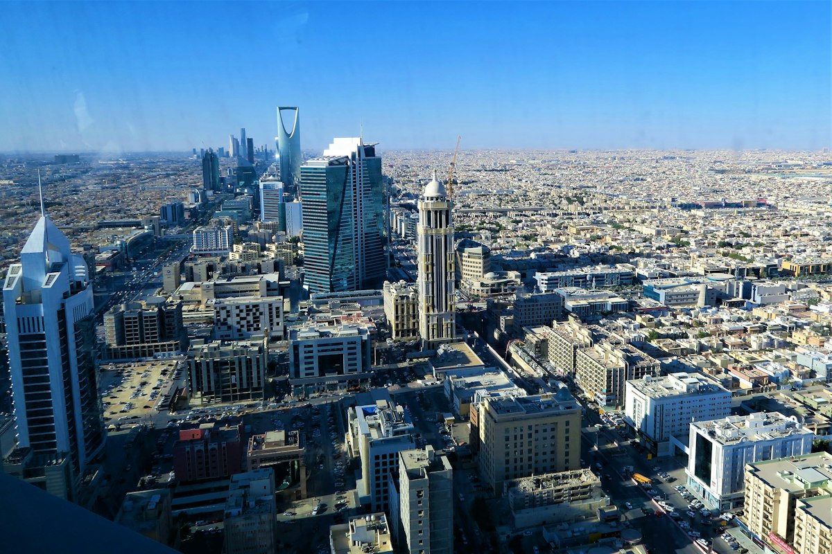 Reem Electronics professional technician team in Jeddah